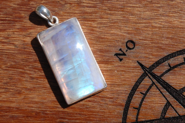 Sterling Silver and Moonstone Pendant: Semi-precious stone of summer
