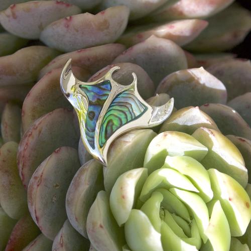 Manta ray mother-of-pearl abalone pendant