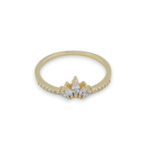Chic and glamorous zirconium oxide tiara ring in gold-plated silver